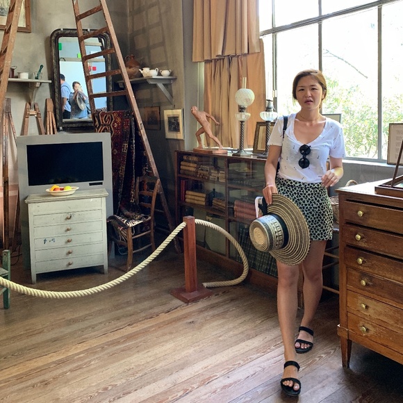 Meet your Posher - Picture 9 of 11